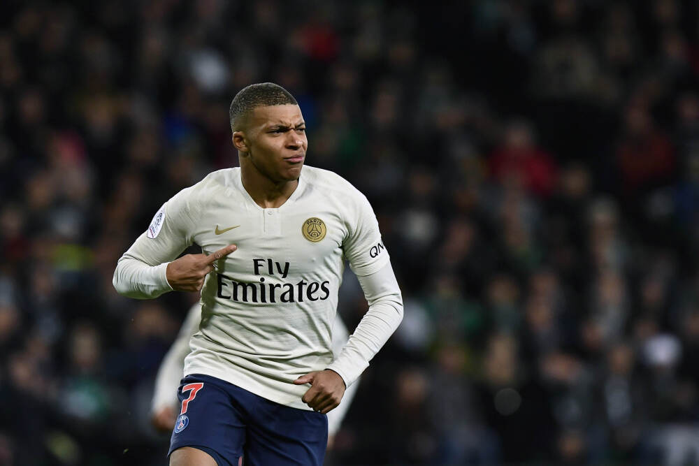 追光丨世界冠军扎堆了……这这这，我该支持谁